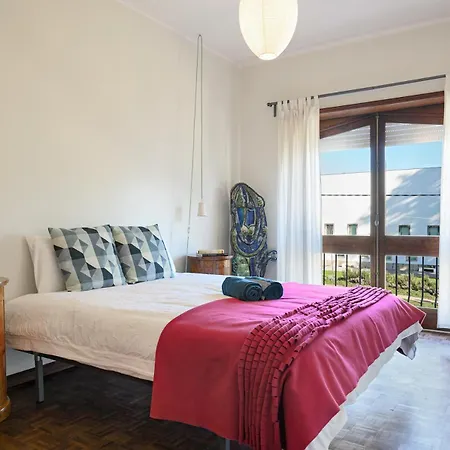 Vic Arts Apartment *